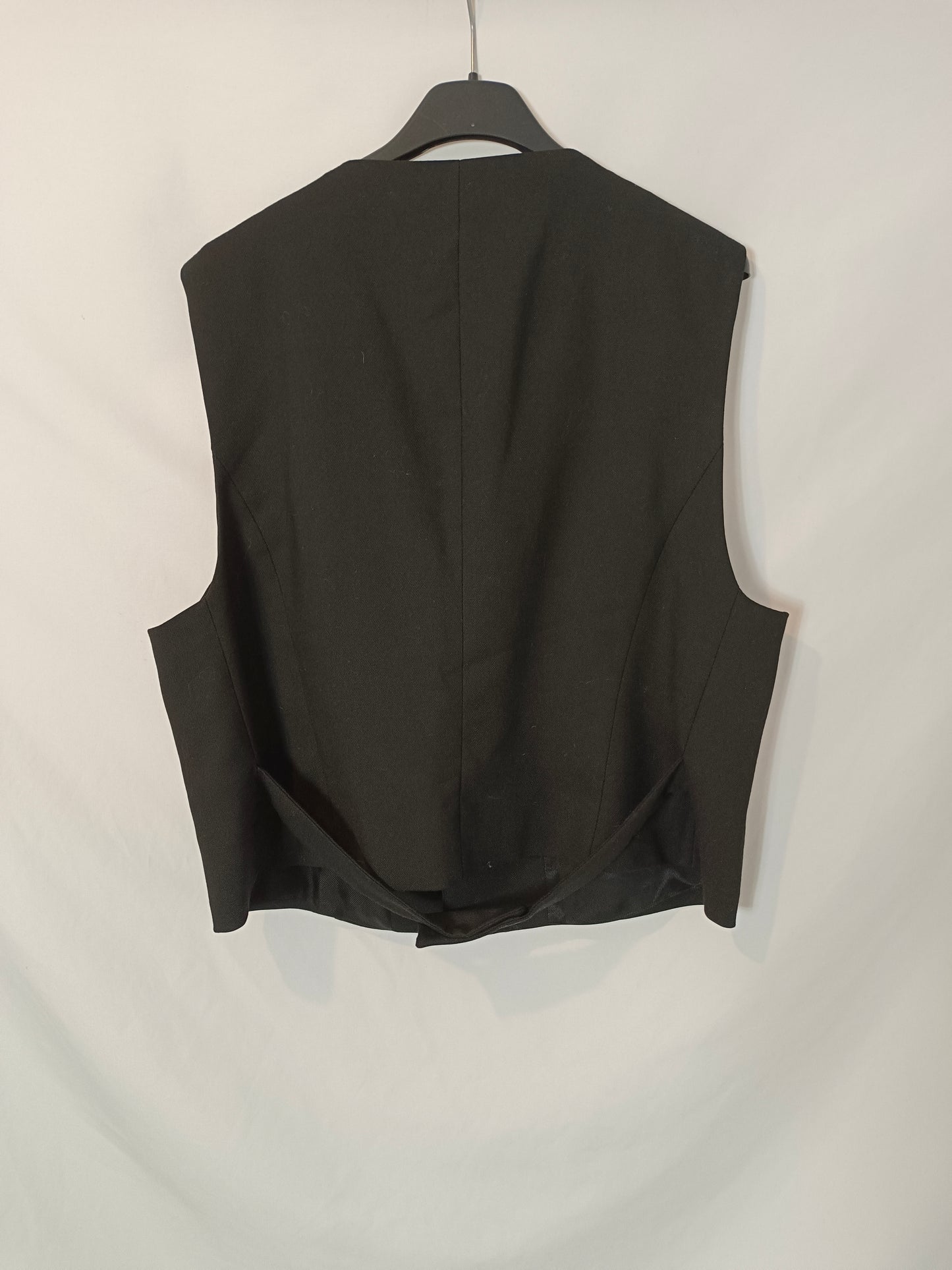 ZARA. Chaleco negro cruzado T.xl
