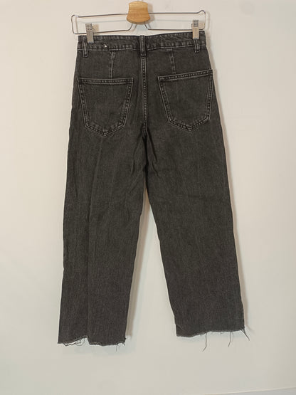 MANGO. Pantalón culotte negro denim  T.34