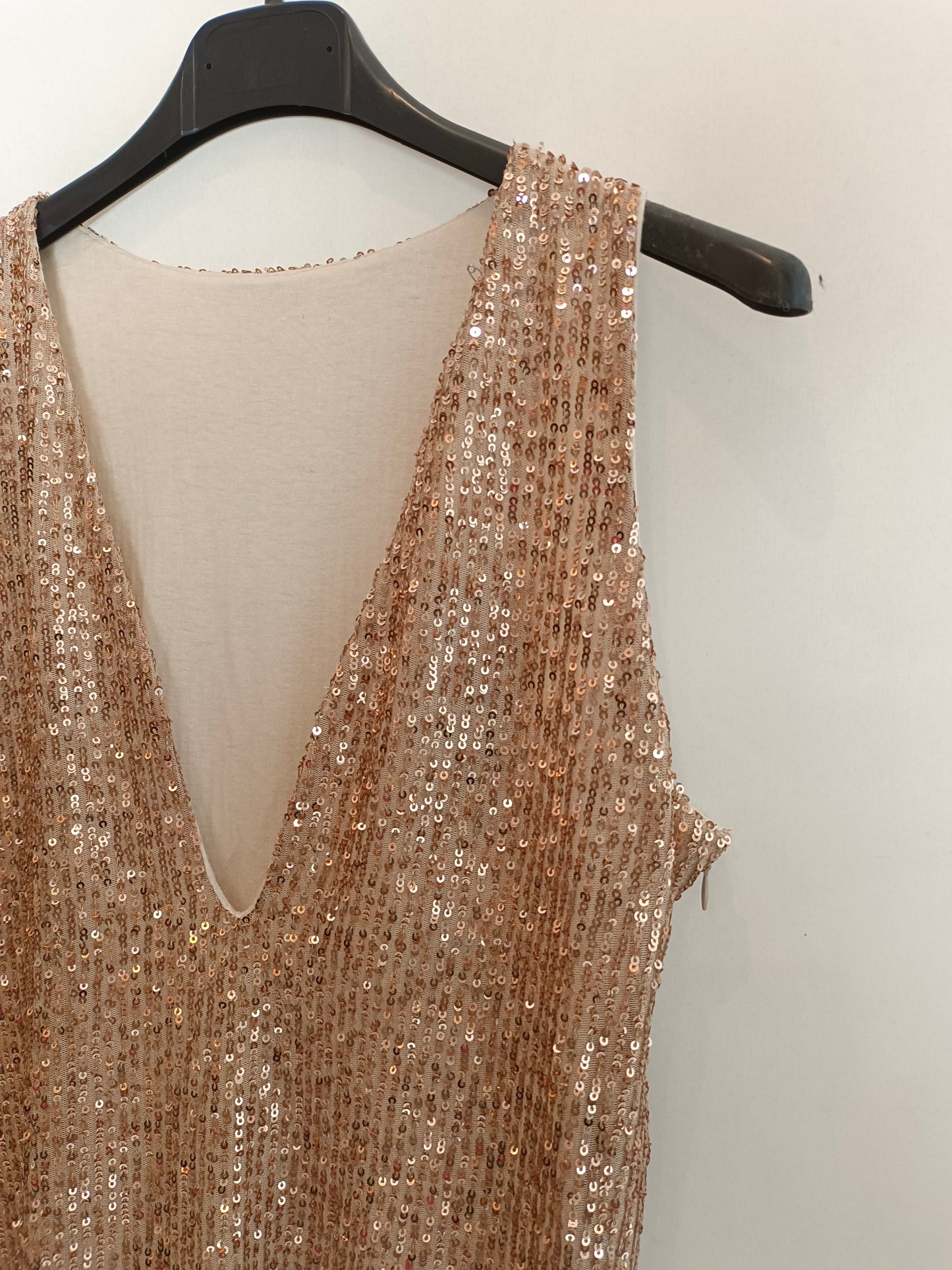 STREET LEVEL. Short gold sequin dress (S/M)