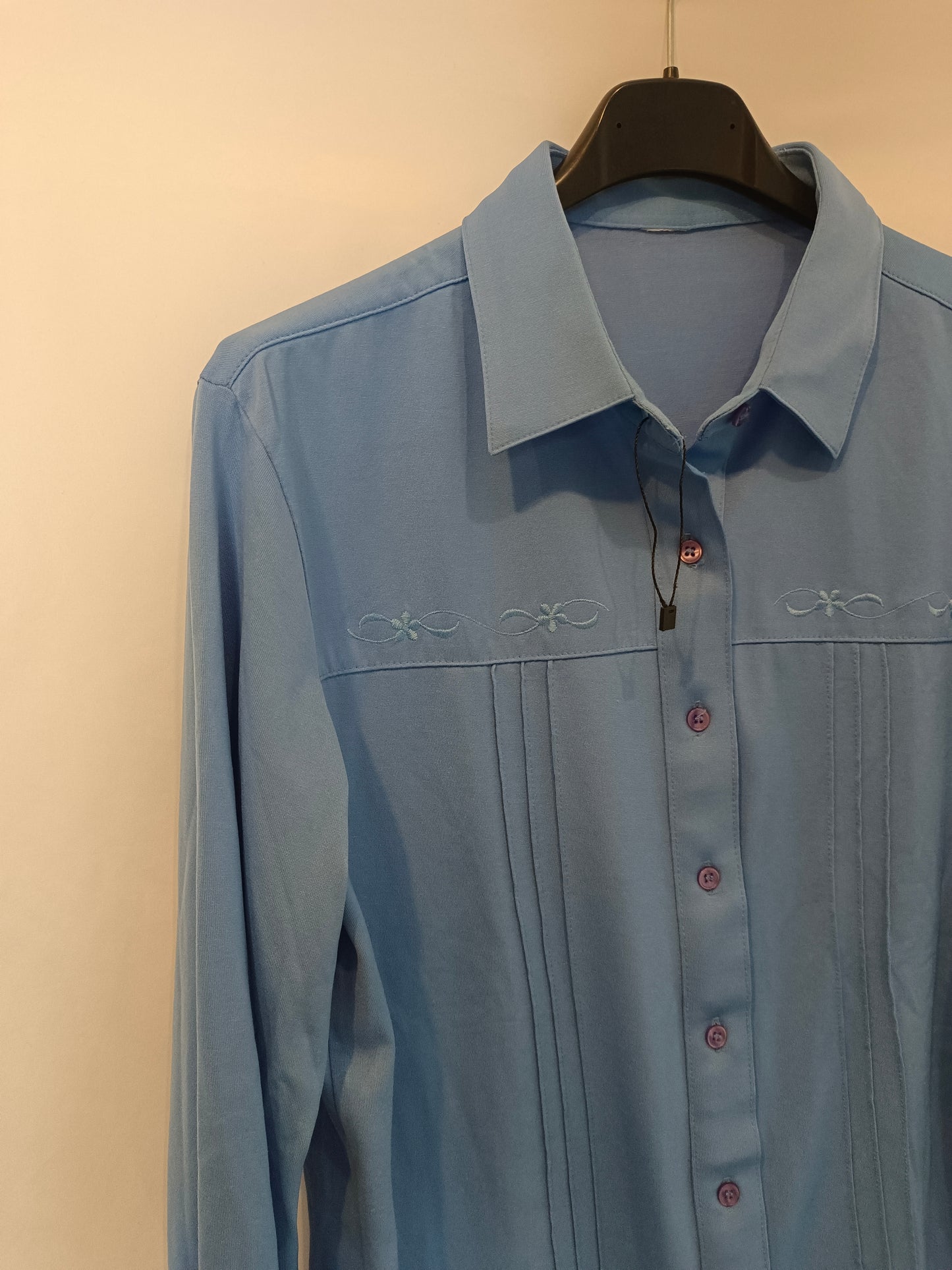 OTRAS. Blusa azul bordada TU(S)