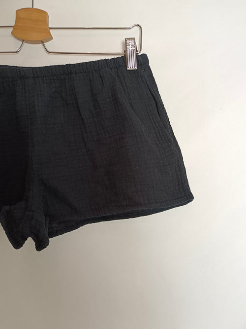 H&M. Shorts negro algodón bambula T.s