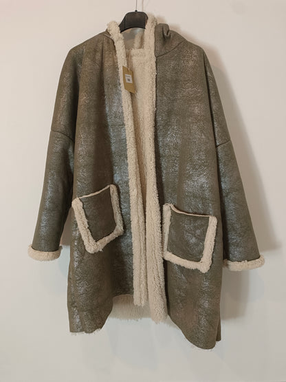 OTHERS. Green sheepskin coat TU(m)