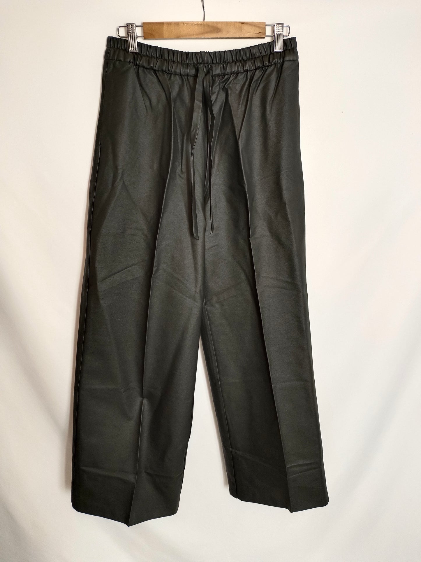 ZARA. Black waxed trousers Tm