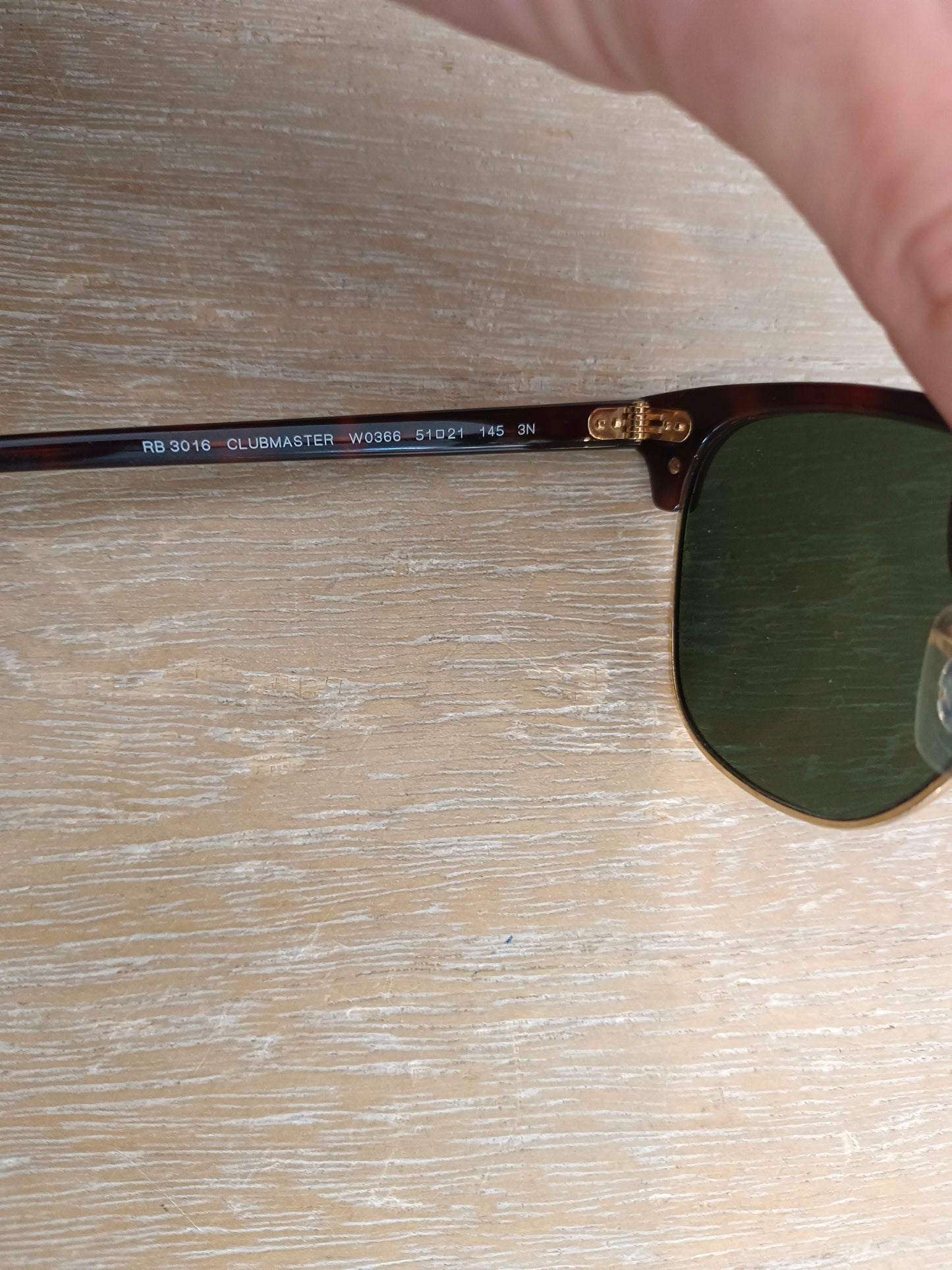 RAYBAN. Gafas de sol montura carey