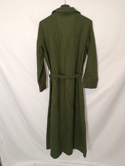 ZARA. Long green buttoned dress T.xs