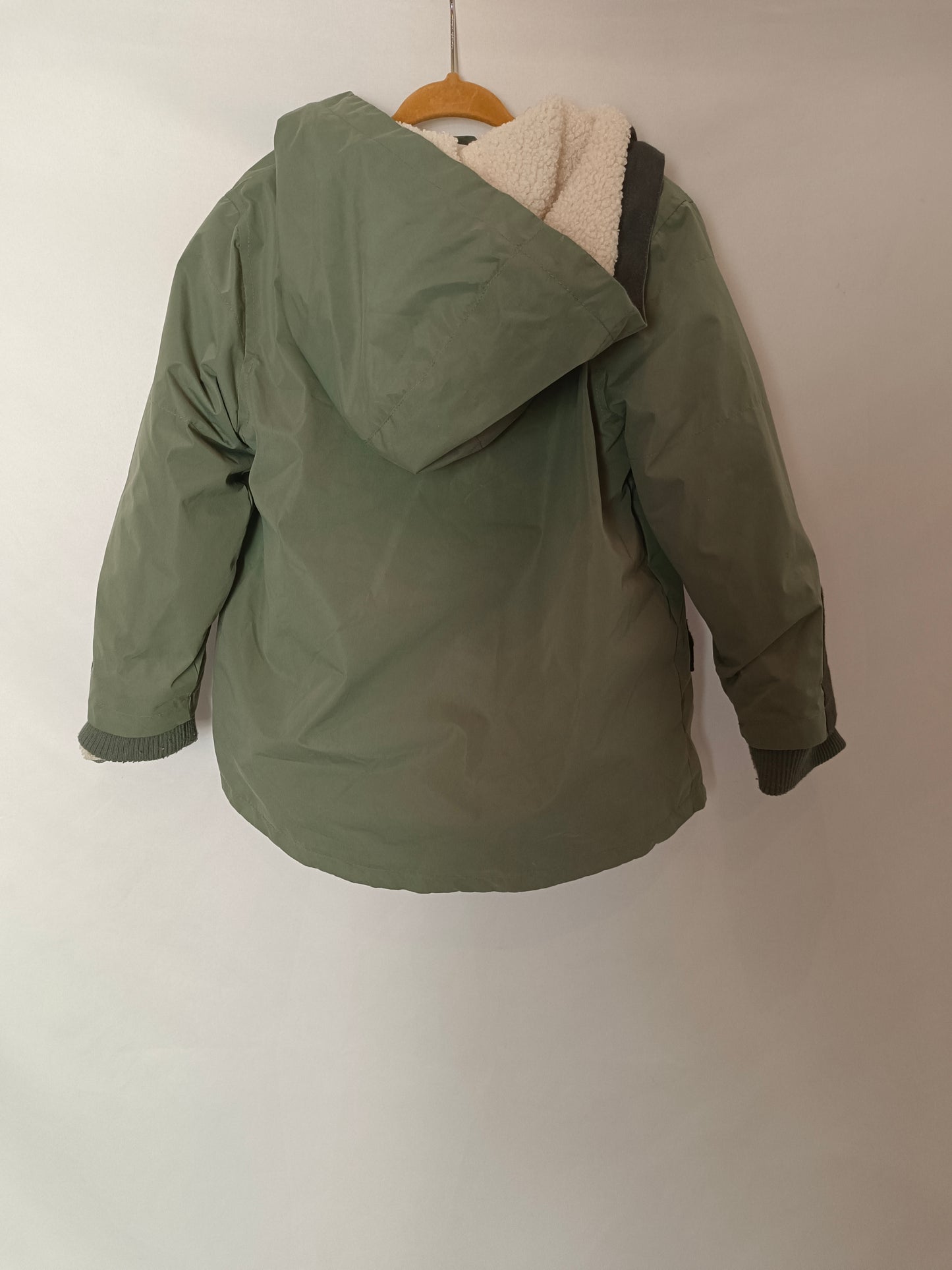 OBAIBI. Parka verde capucha T.3 Años