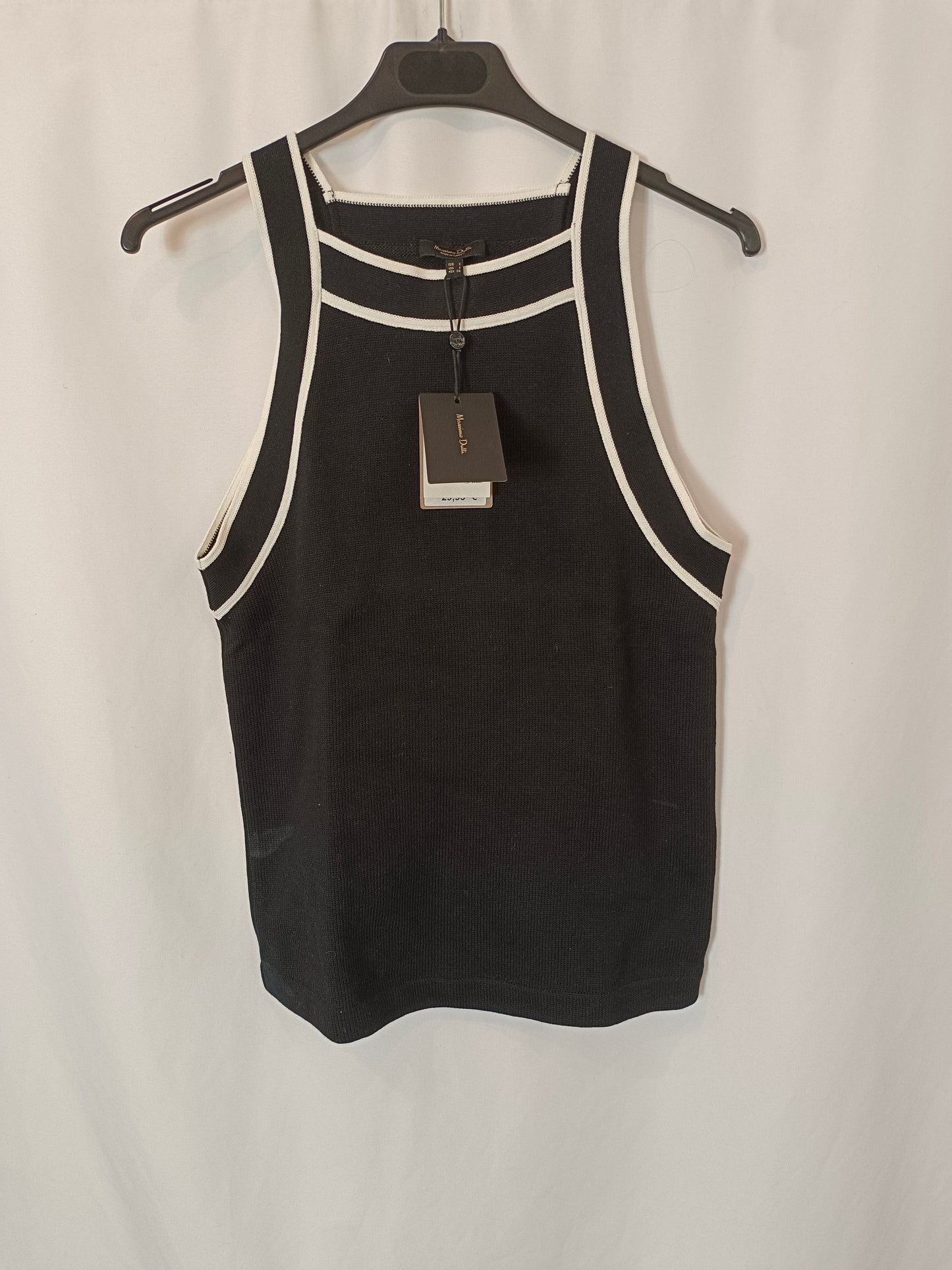 MASSIMO DUTTI. Top negro ribete blanco T.s