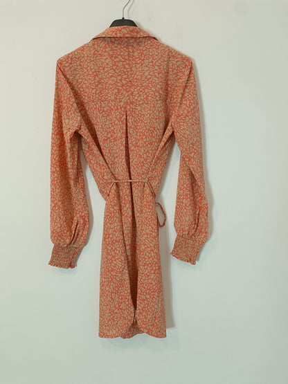 PIECES. Short salmon-print dress T.xs