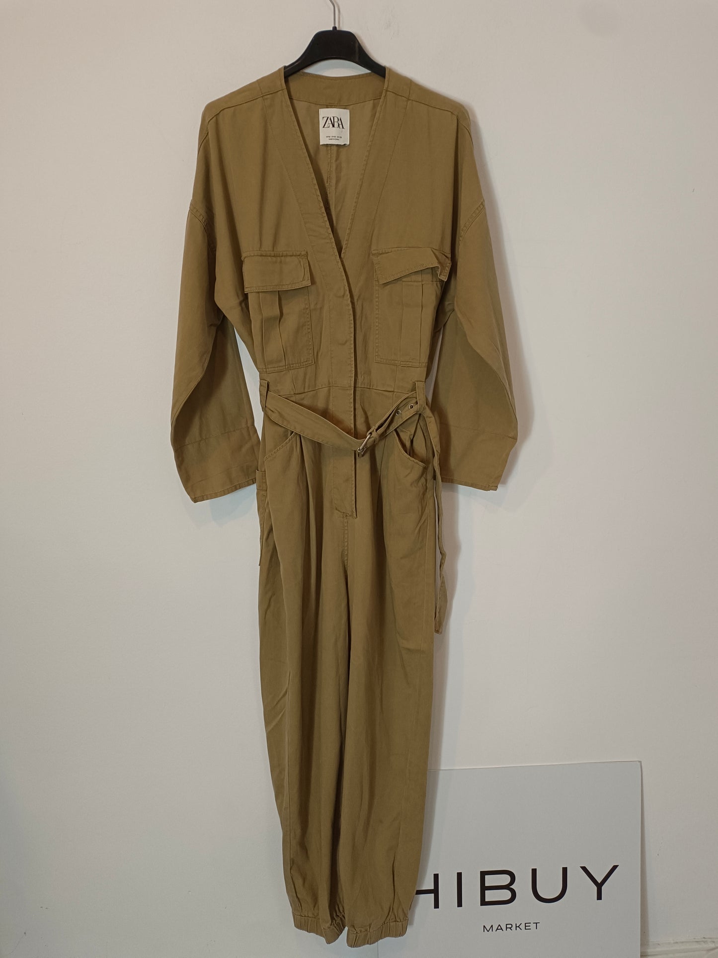 ZARA. Mono largo beige fluido  T.m