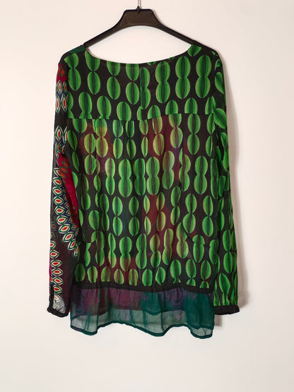 DESIGUAL. Blusa estampada semitransparente T.m/l