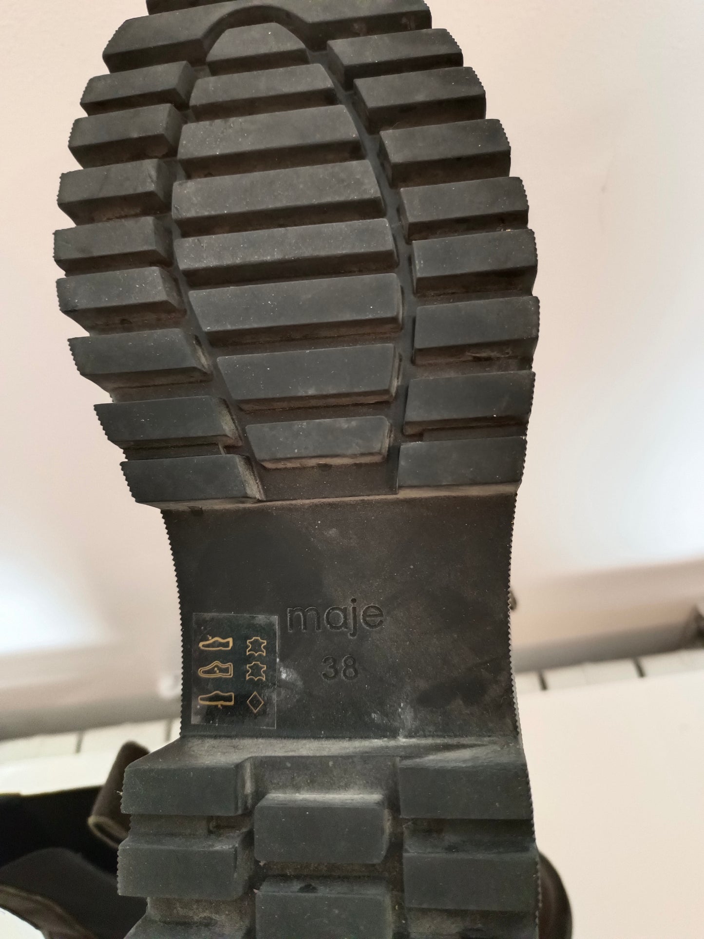 MAJE. Botines verdes suela ancha T.38