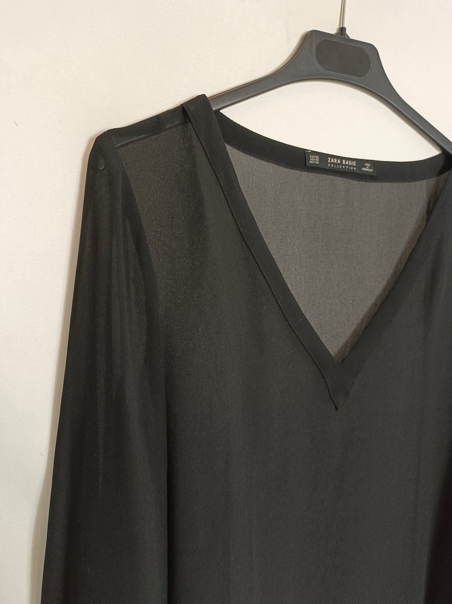 ZARA. Semi-sheer black top TM