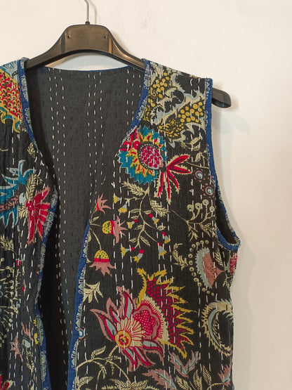 OTRAS. Chaleco negro con detalles bordados TU(s)