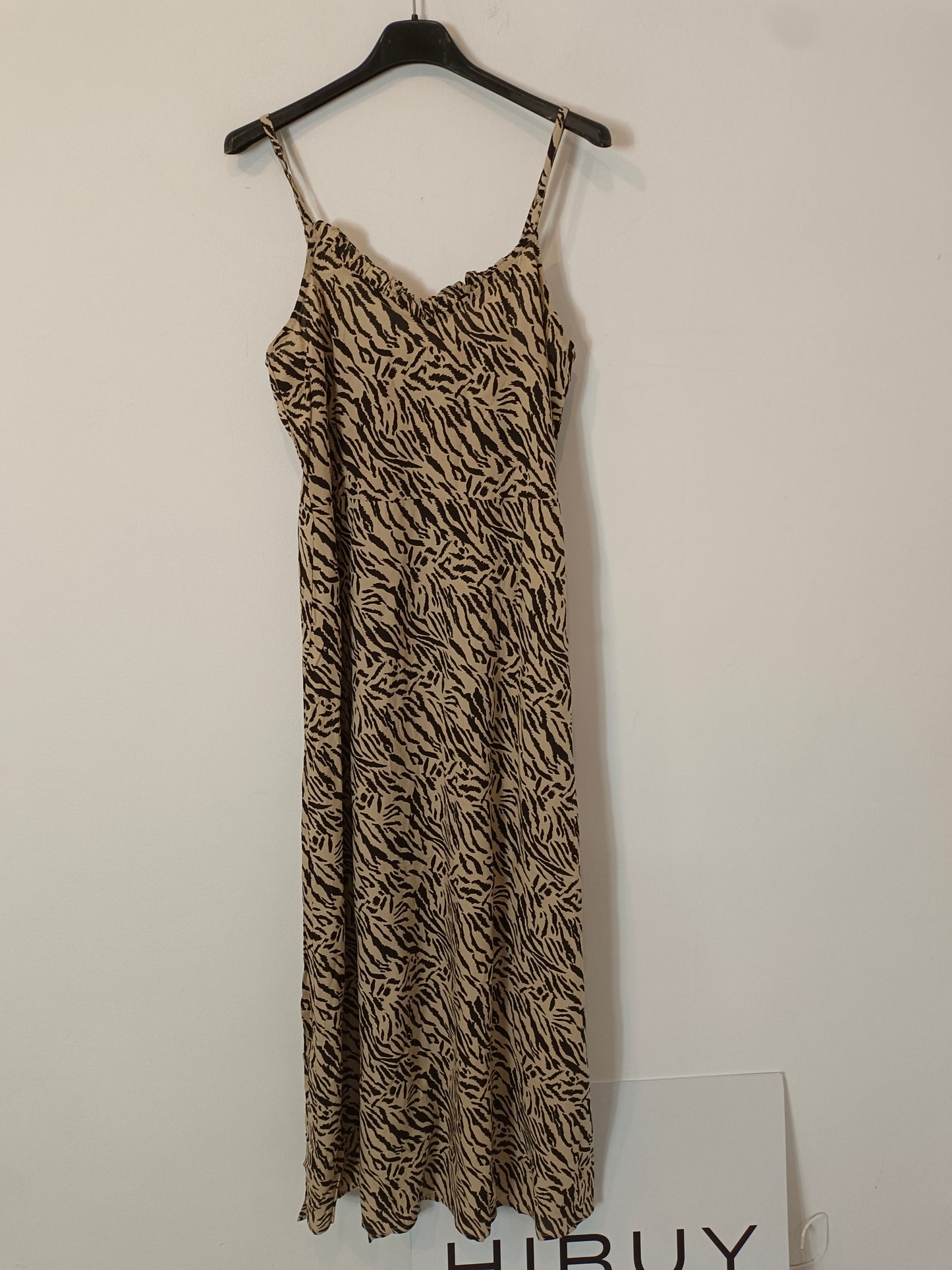 PIECES. Vestido midi animal print T.s