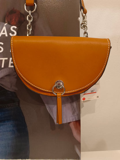 ZARA. Bolso/riñonera mini piel