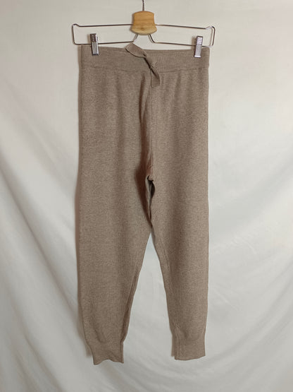 ZARA. Total look punto beige T.13-14 años