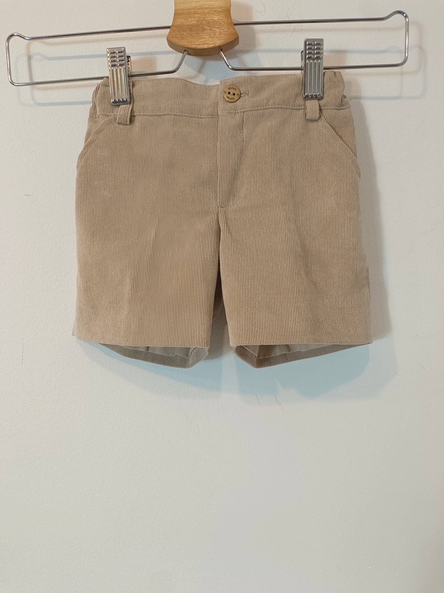 OTRAS. Pantalón corto beige pana T.18 meses