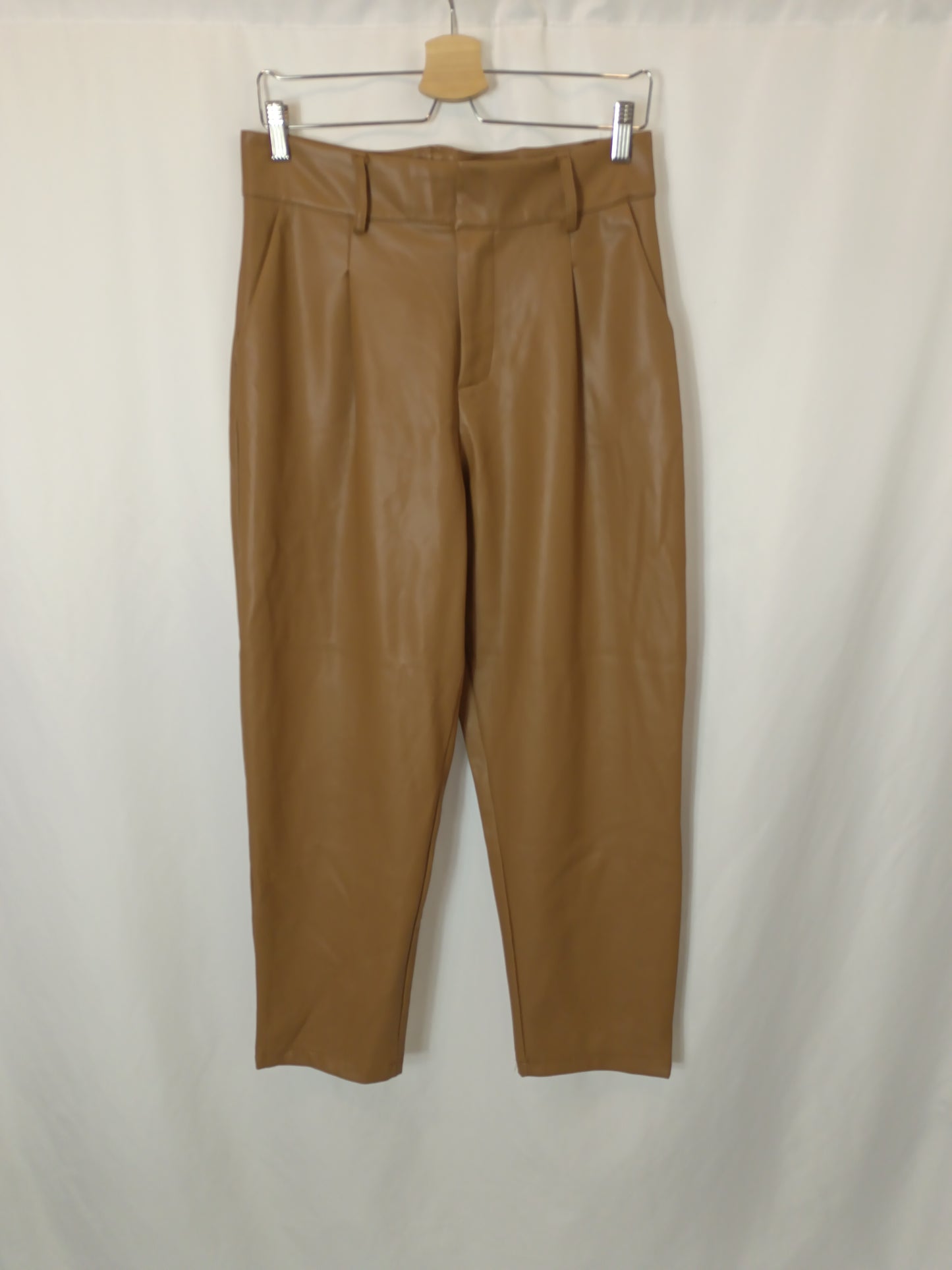 LUMINA. Pantalón beige efecto piel T.u(M/L)