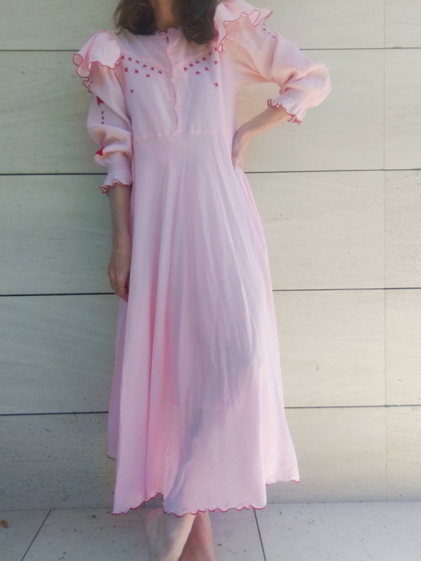 JO SEPHINE. Vestido largo rosa bordado  T.xs