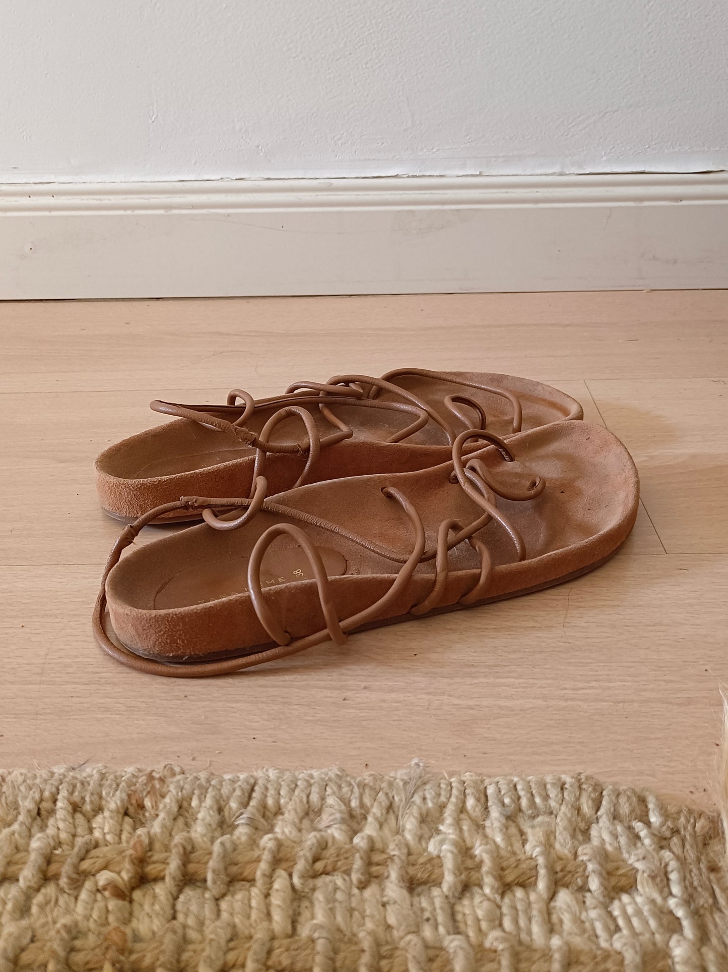 ZARA HOME. Leather strap sandals, size 38