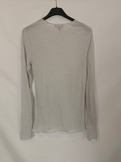 MASSIMO DUTTI. Gray top with metallic details
