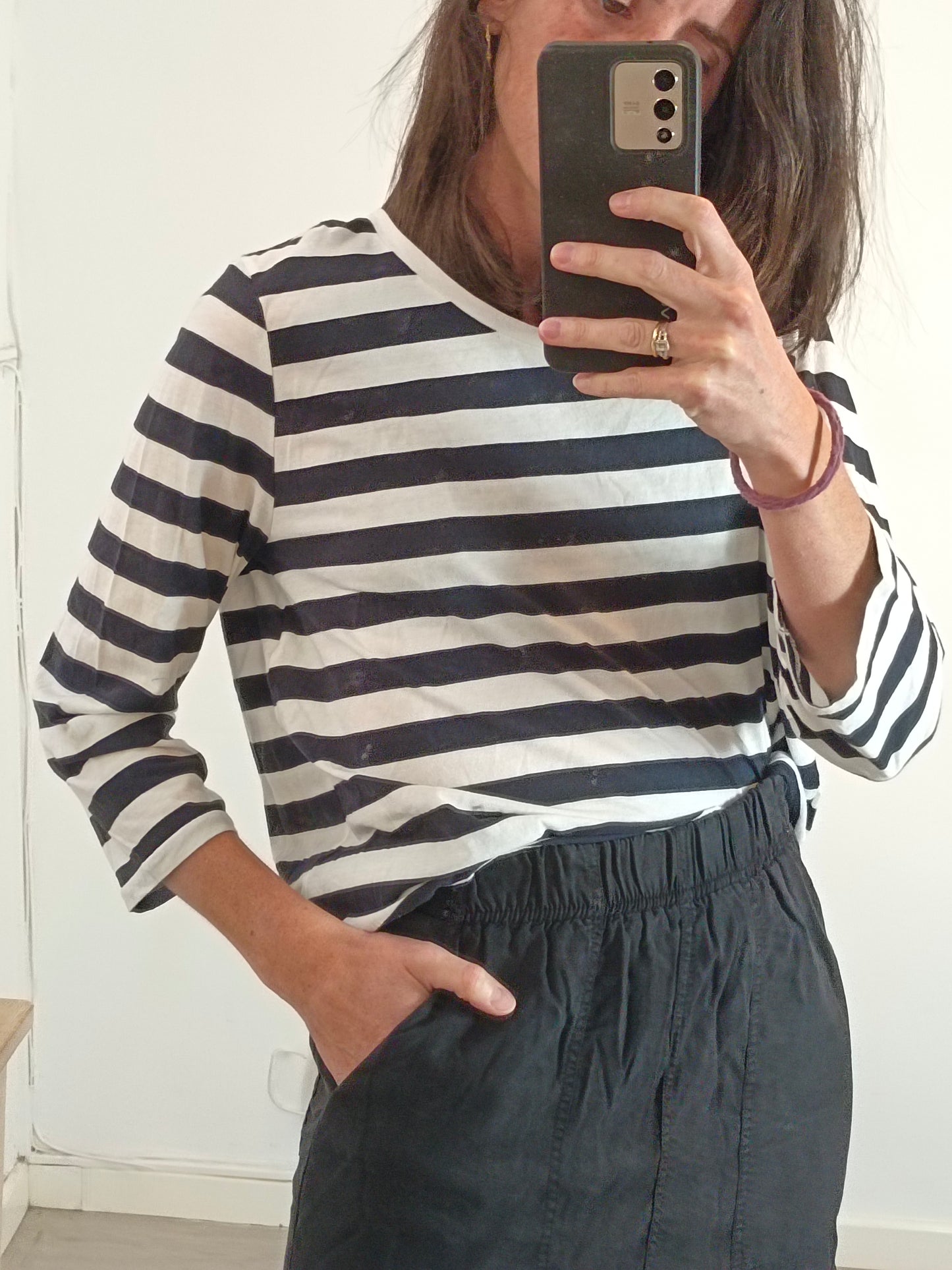 ESE O ESE. camiseta rayas blanca y  negra T.m