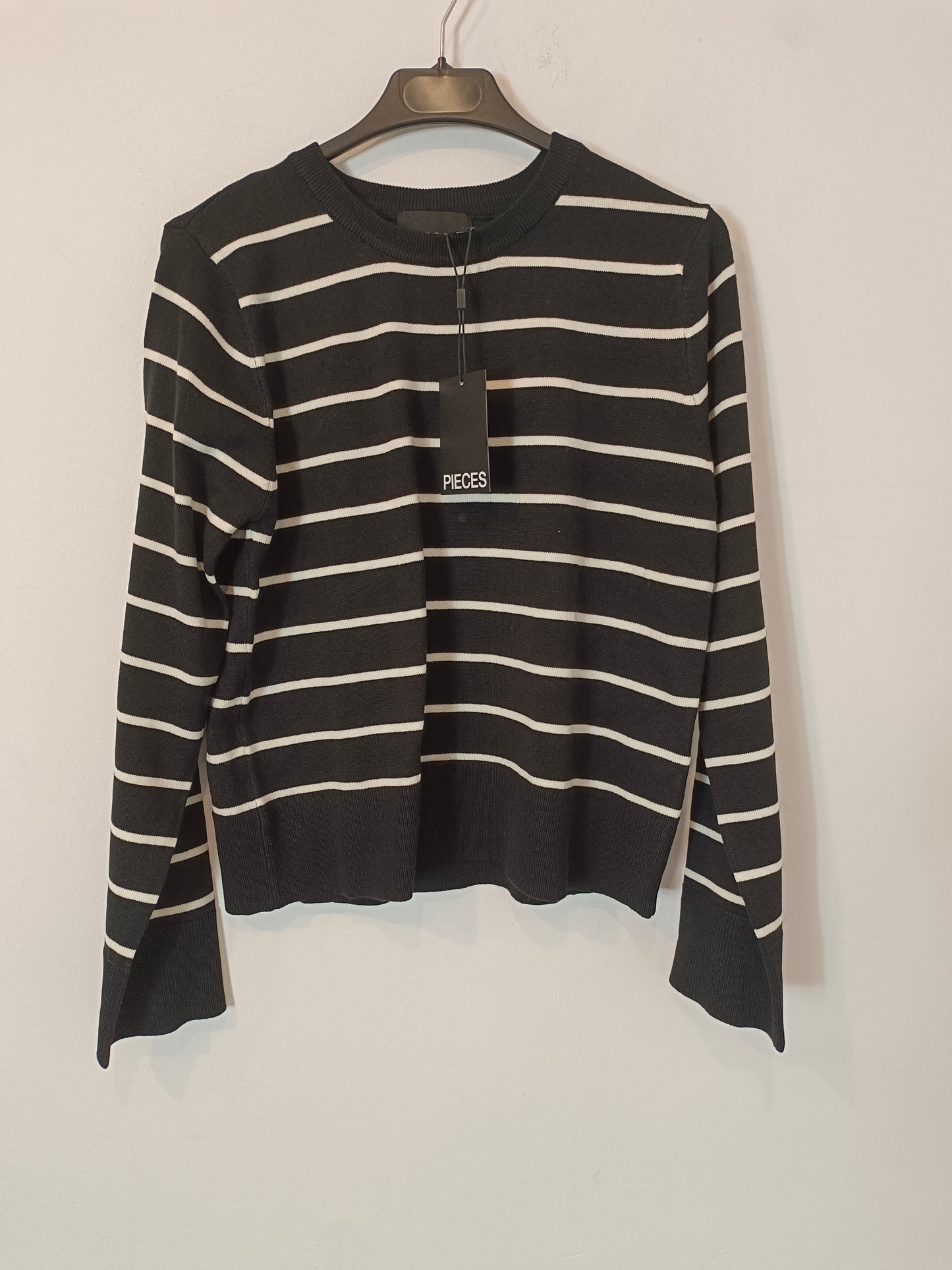 PIECES. Jersey negro punto rayas T.xs