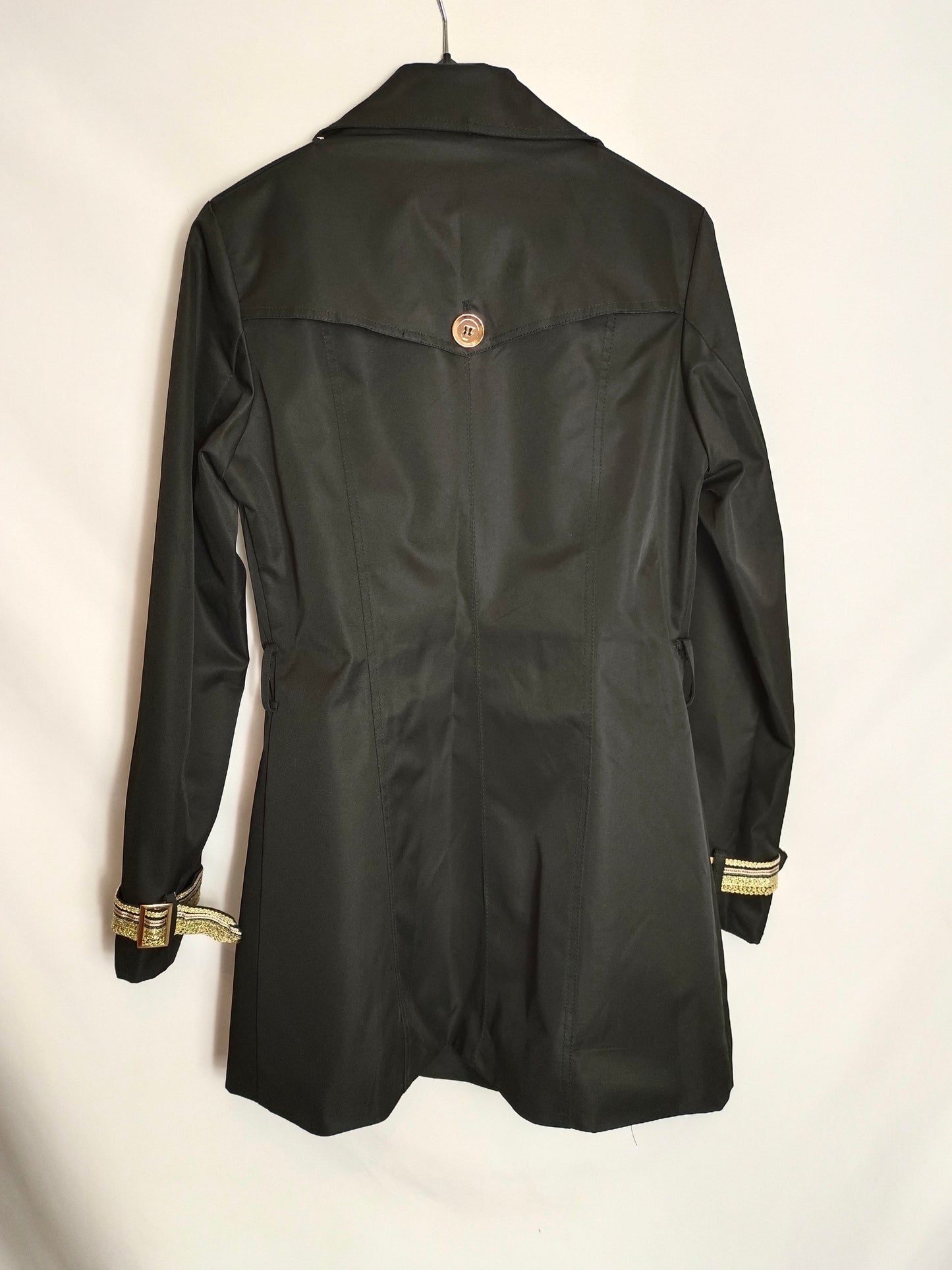YES MISS. Black trench coat with Tm details