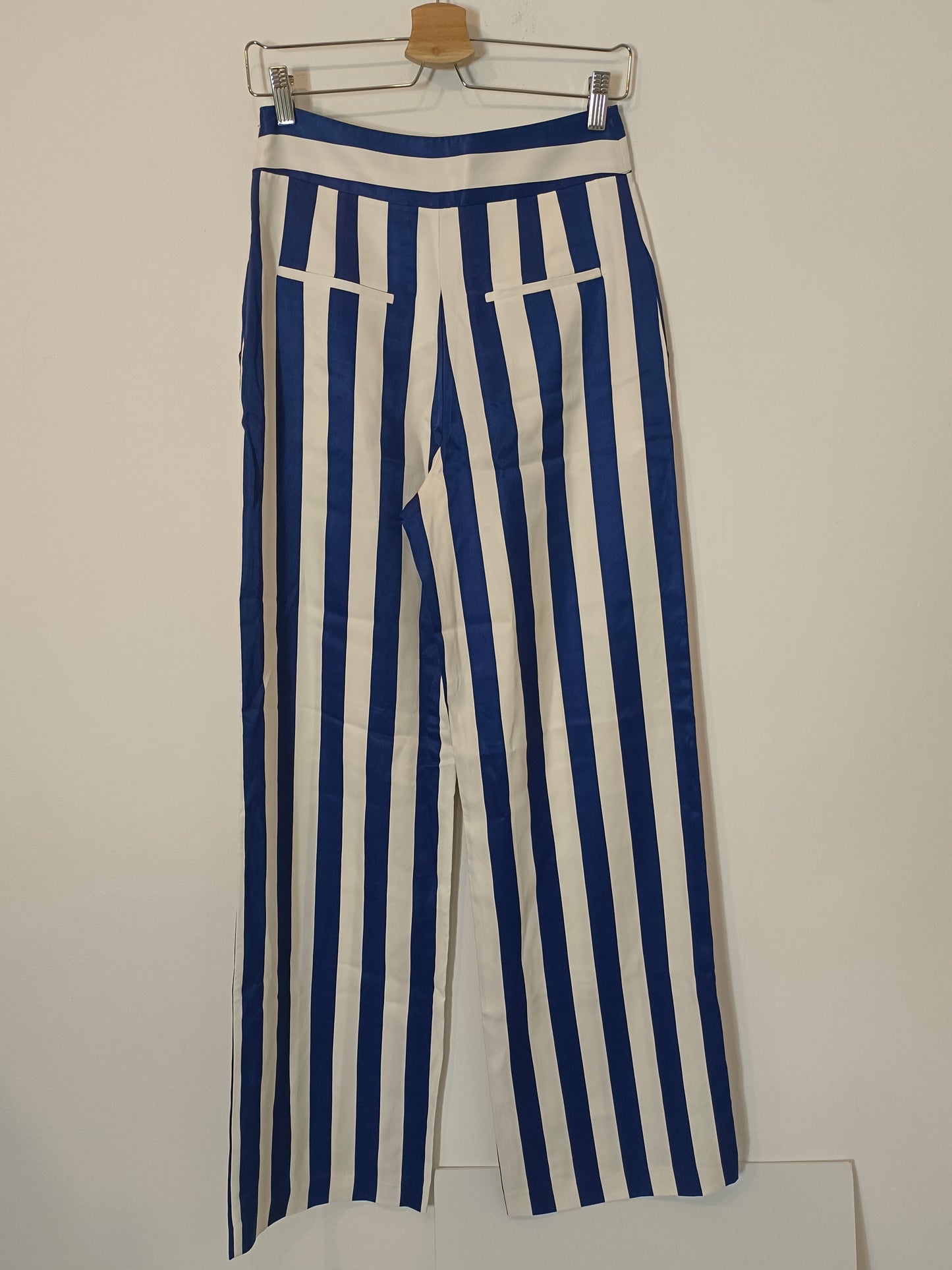 UTERQÜE. Flowy Ts striped trousers