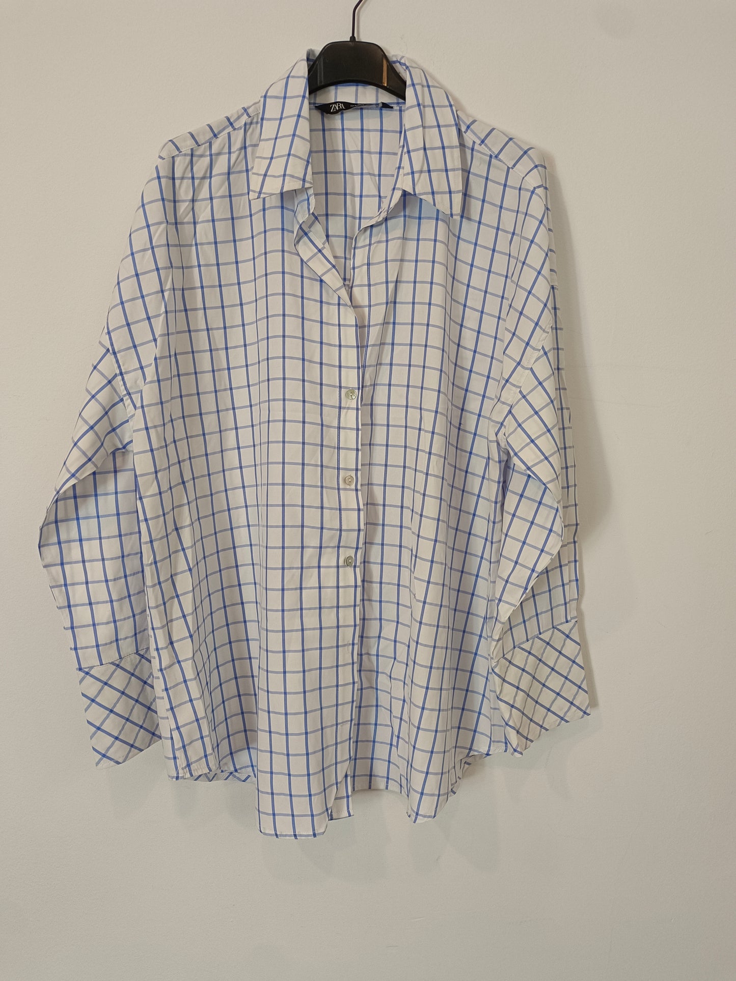 ZARA. Camisa blanca cuadros T.m