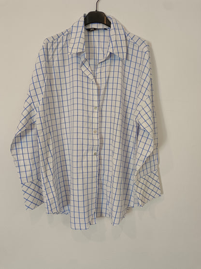 ZARA. Camisa blanca cuadros T.m