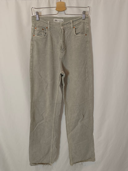 ZARA. Pantalón denim verde ancho T.36