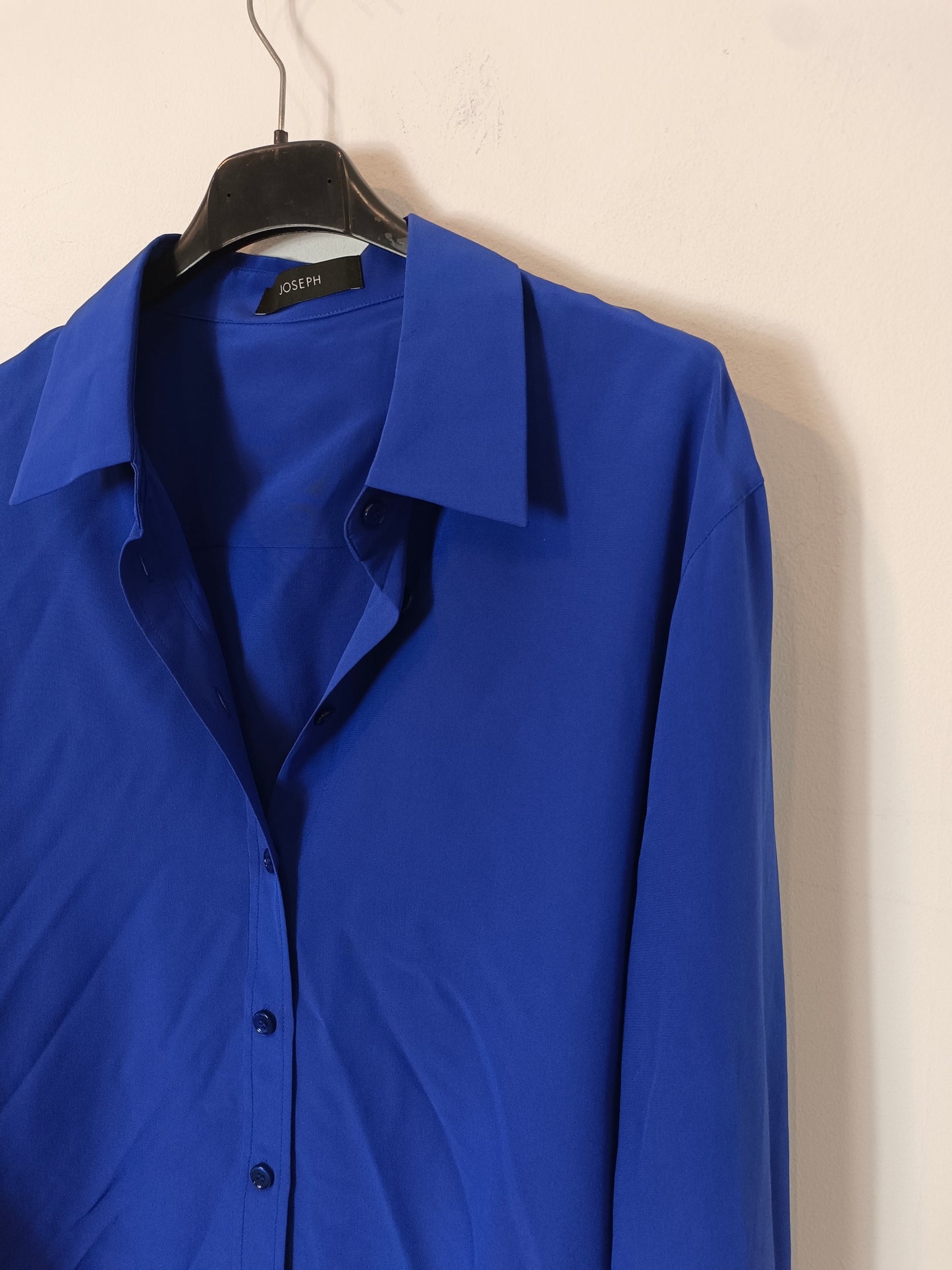 JOSEPH. Flowy blue blouse size 36