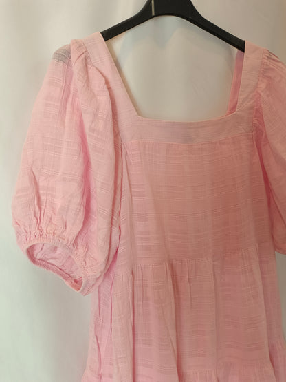 PULL&BEAR. Vestido corto rosa T.s