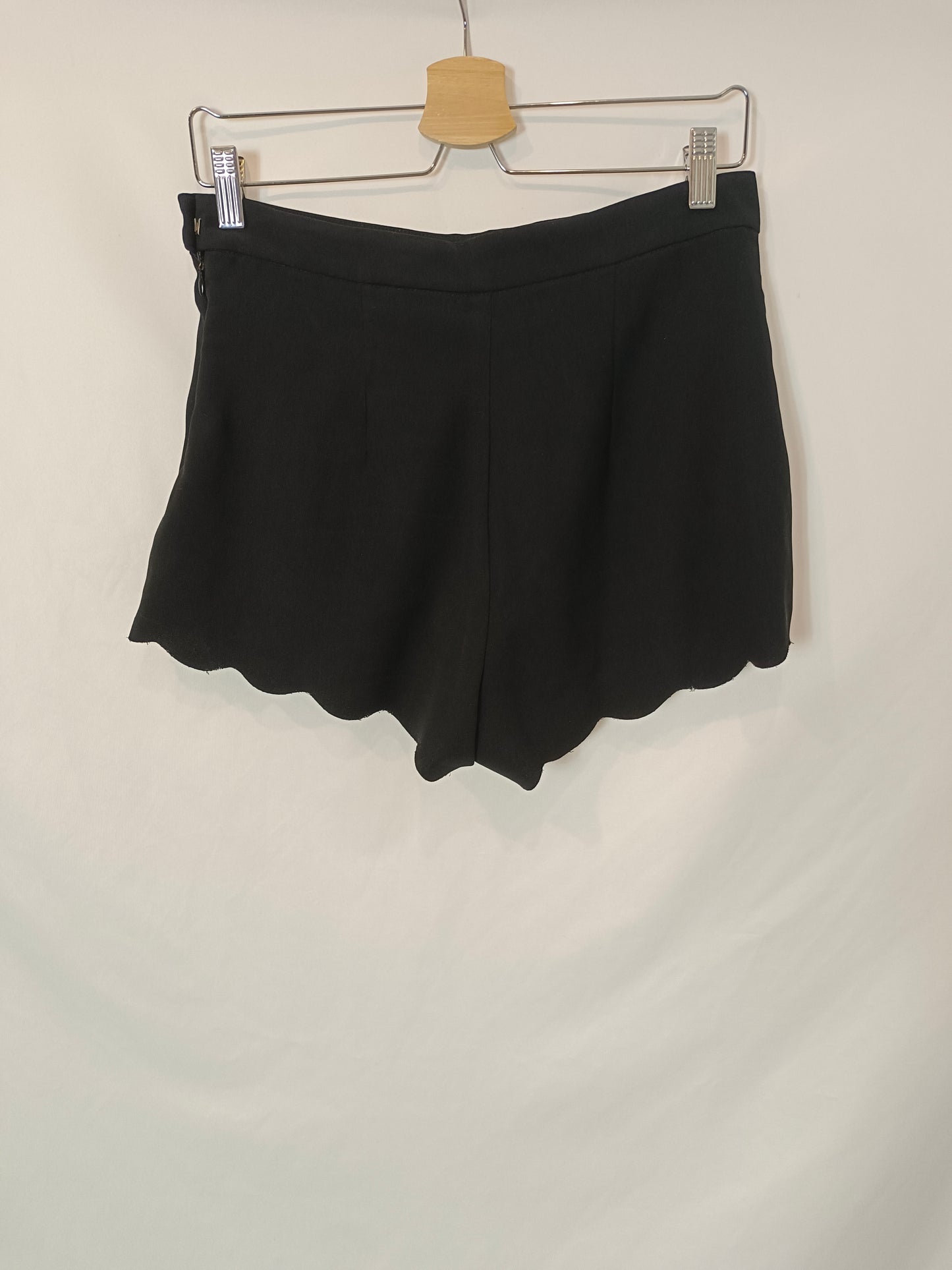 H&amp;M. Black shorts size 38