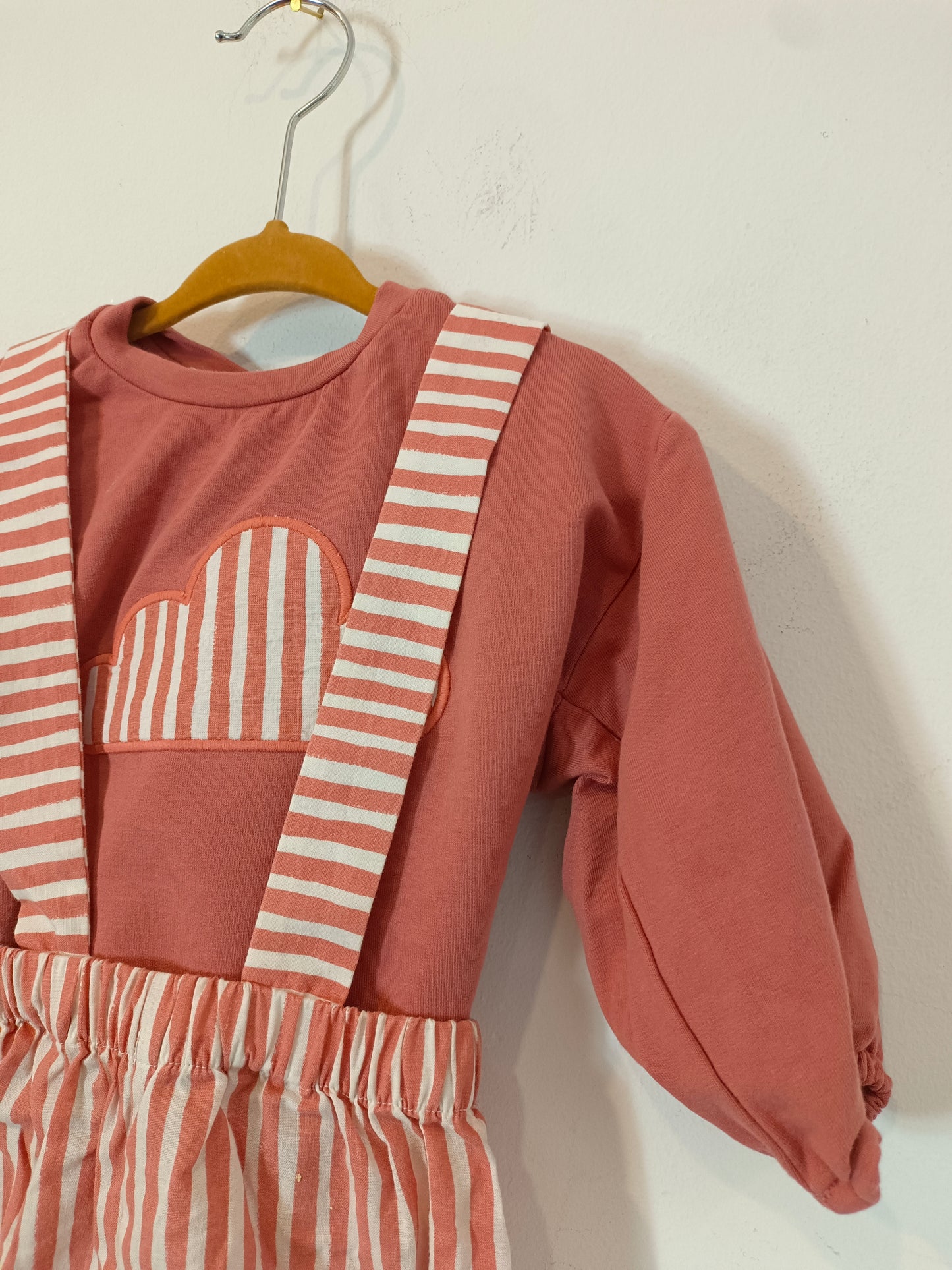 COCOTE. White and orange striped romper and sweatshirt, size 12 months