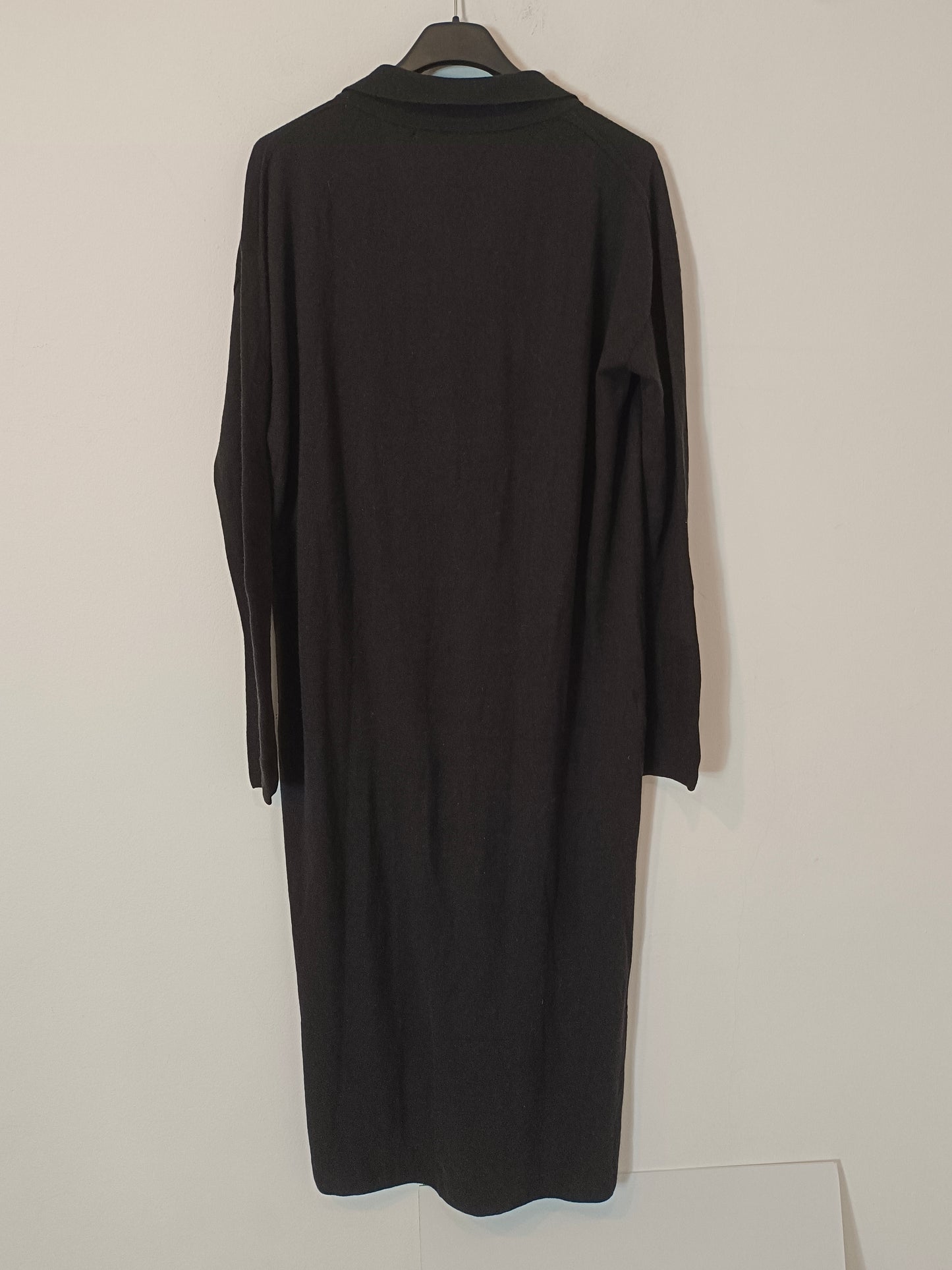 SHON MOTT. Vestido negro cashmere T.u(s)