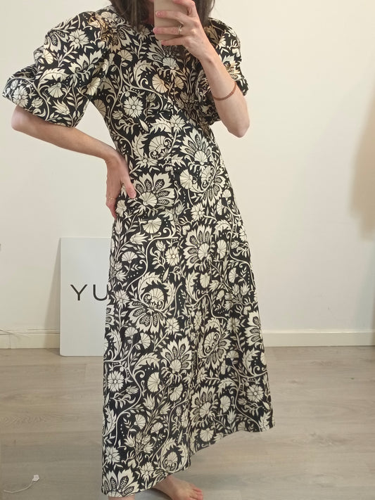 MARAVIC. Vestido negro flores T.xs