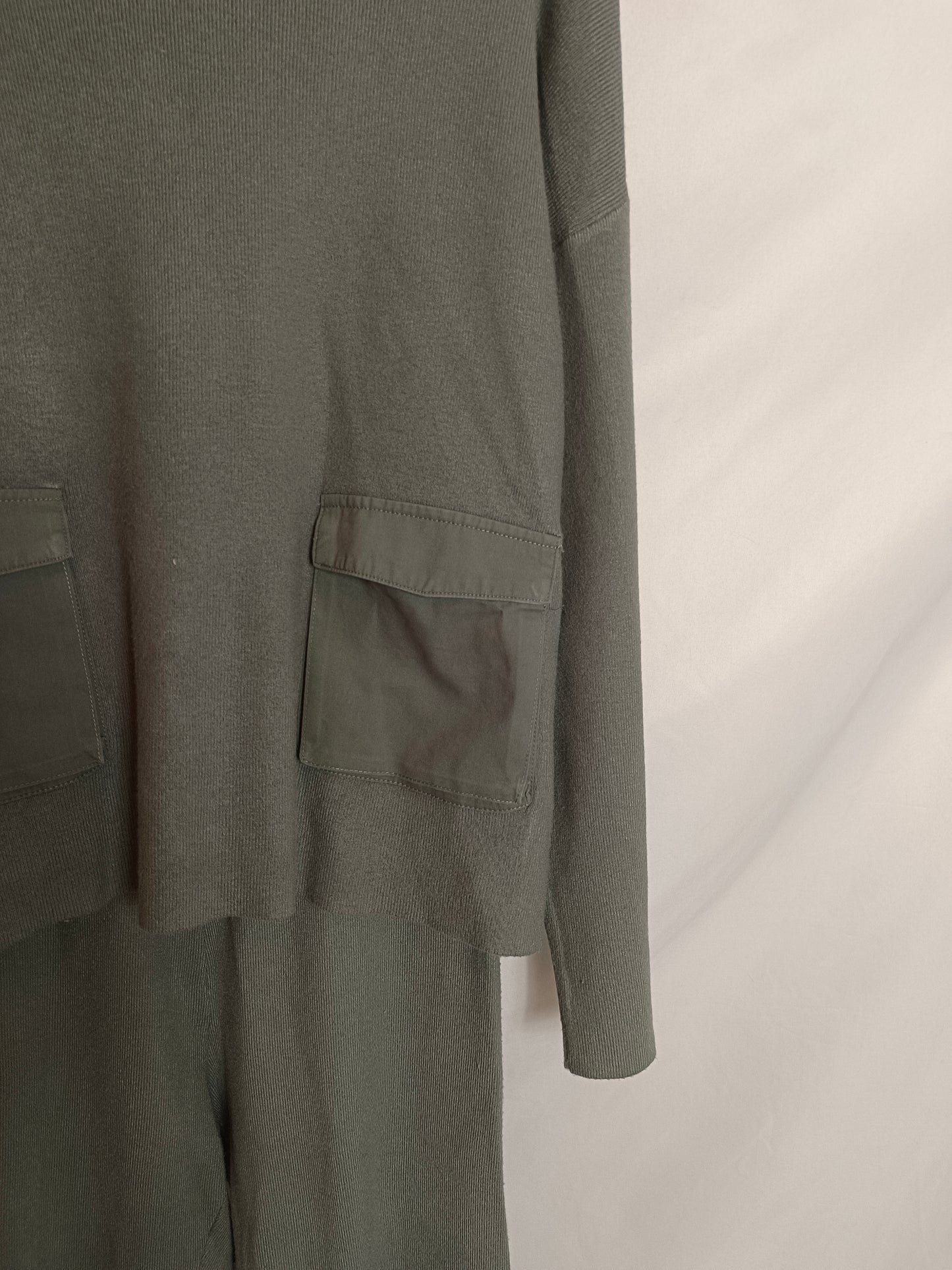 ZARA. Total look punto verdesT.13/14