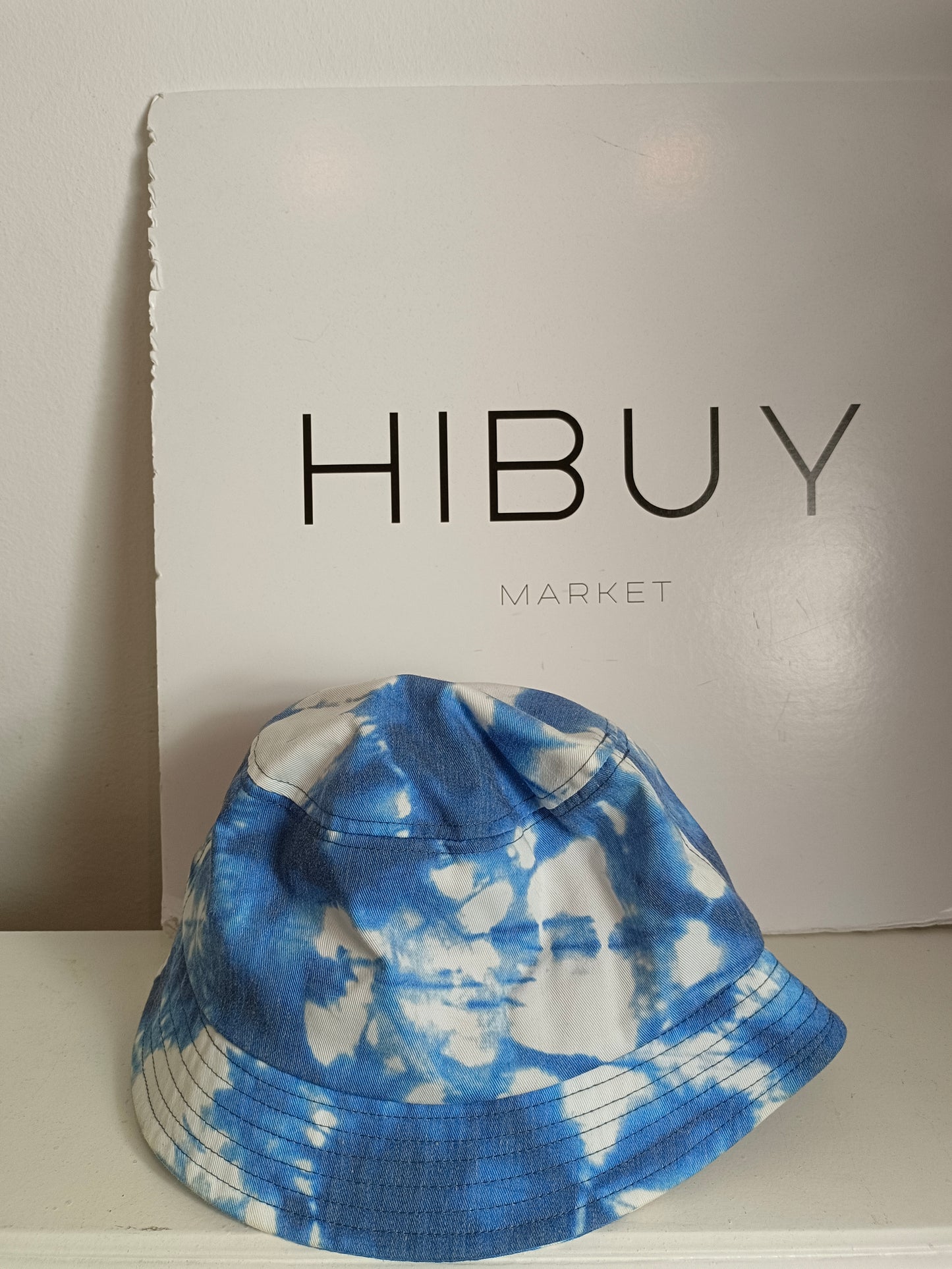 PULL&BEAR. Bucket tie dye