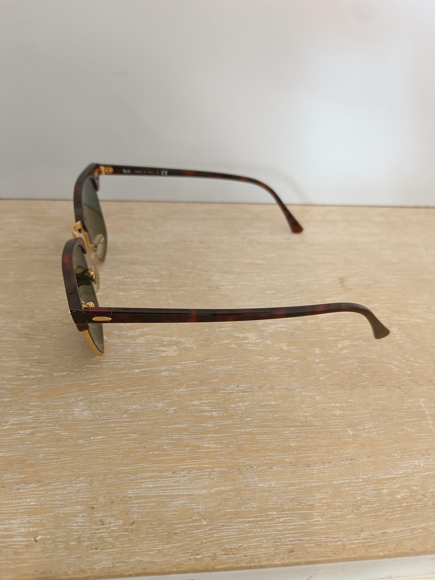 RAYBAN. Gafas de sol montura carey