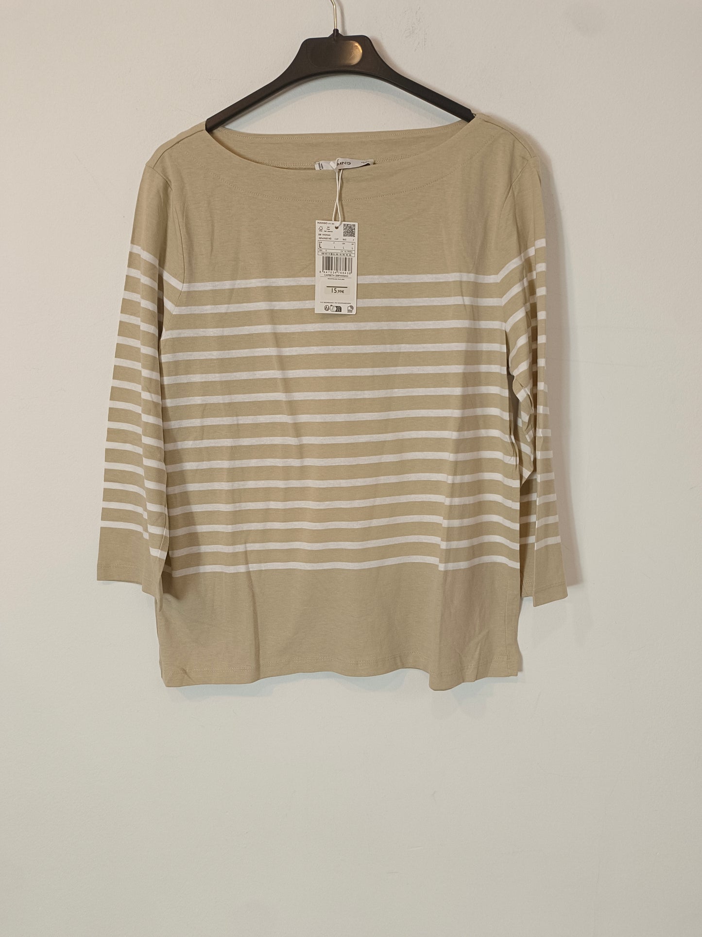 MANGO. Camiseta de rayas beige y blanca T.l