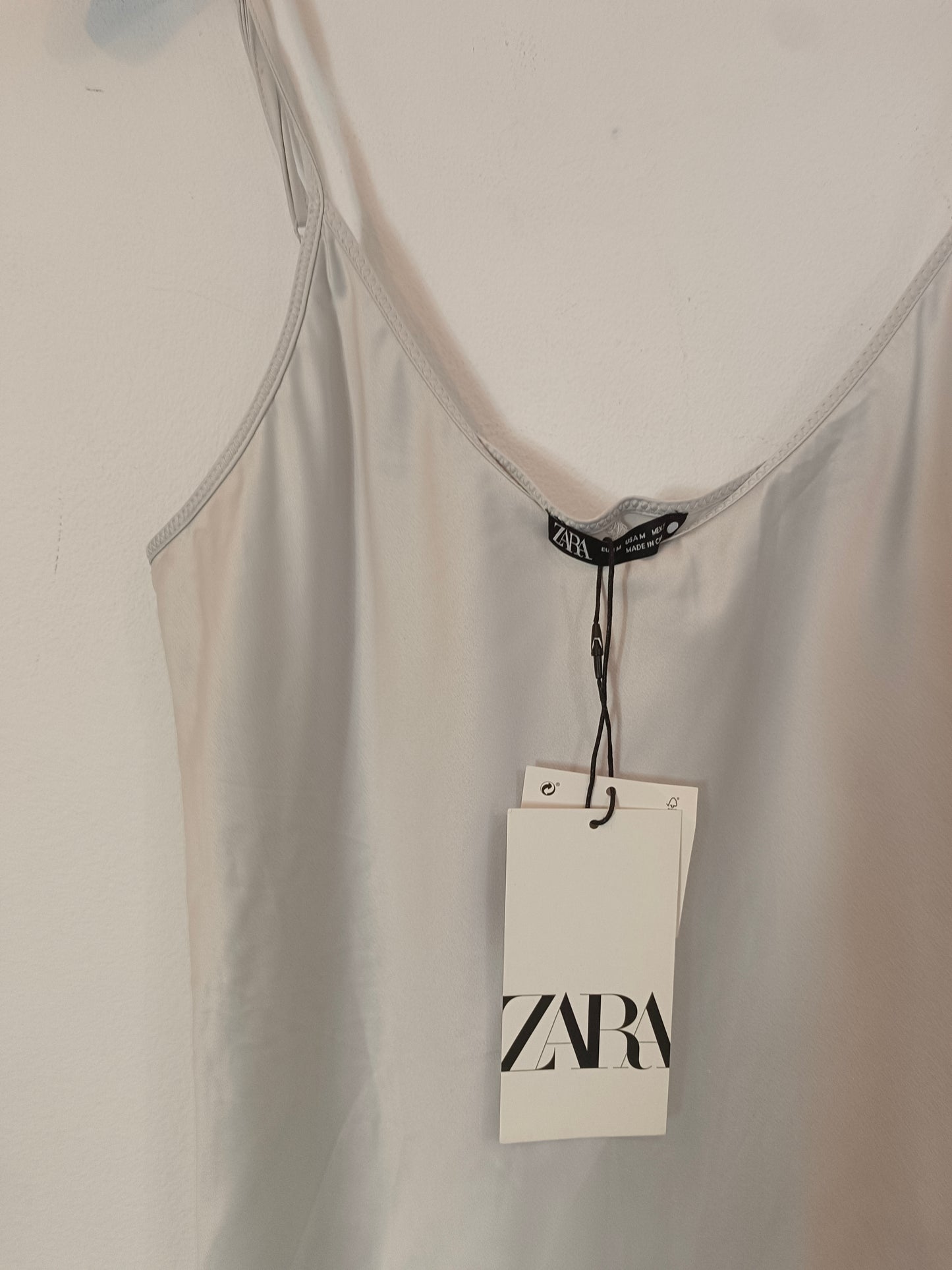 ZARA. Top lencero gris perla. T M