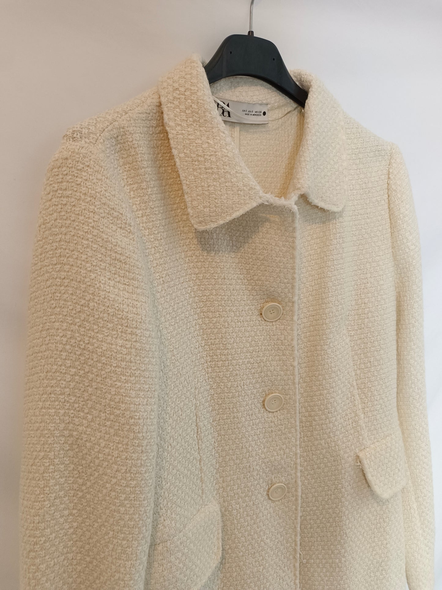 ZARA. Blazer tweed larga beige T.s