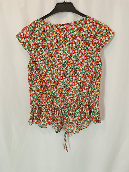 NAF NAF. Black floral top T.34