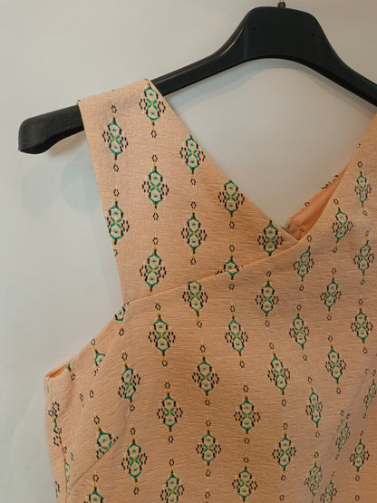 STRADIVARIUS. Pink Ts texture top