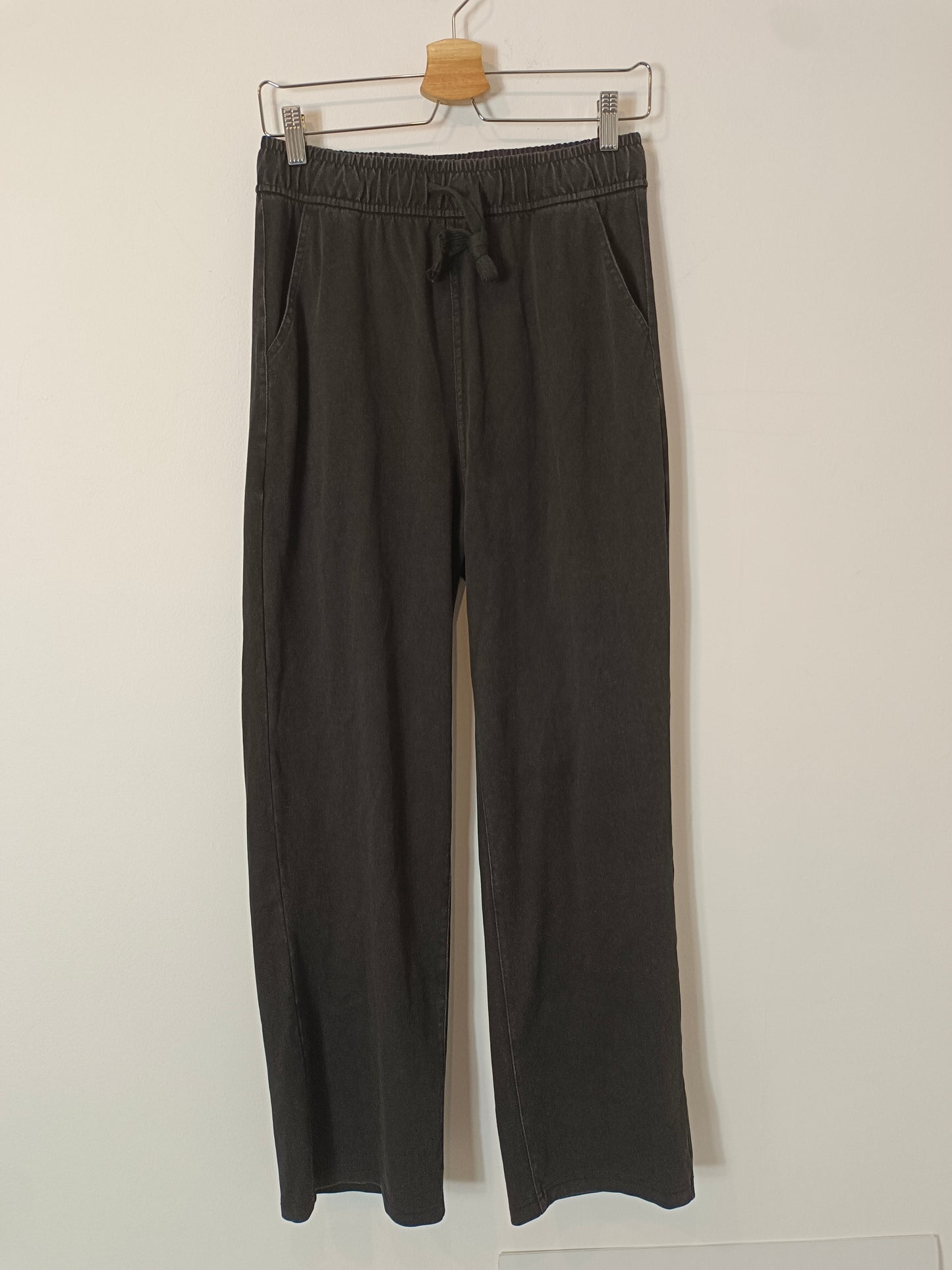 OTHERS. Flowy black trousers S/M