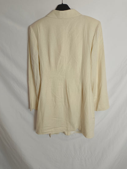 ZARA. Vestido beige cruzado T.m