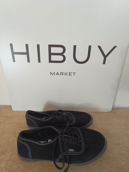 VANS. Zapatillas negras piel T.39