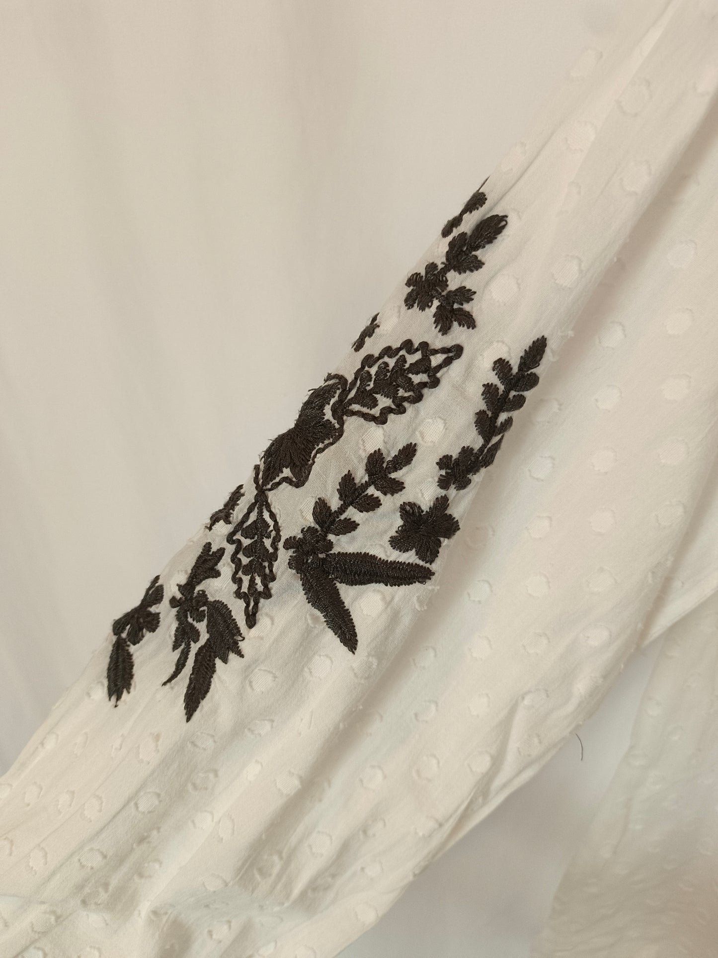 ZARA. White plumeti blouse, size 13-14 years